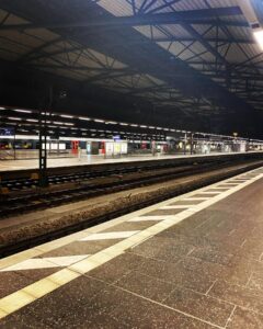 Perspektiven am Bahnhof