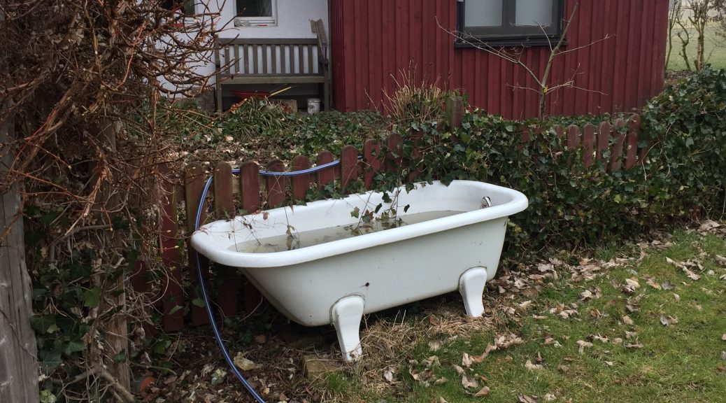 Badewanne im Winter